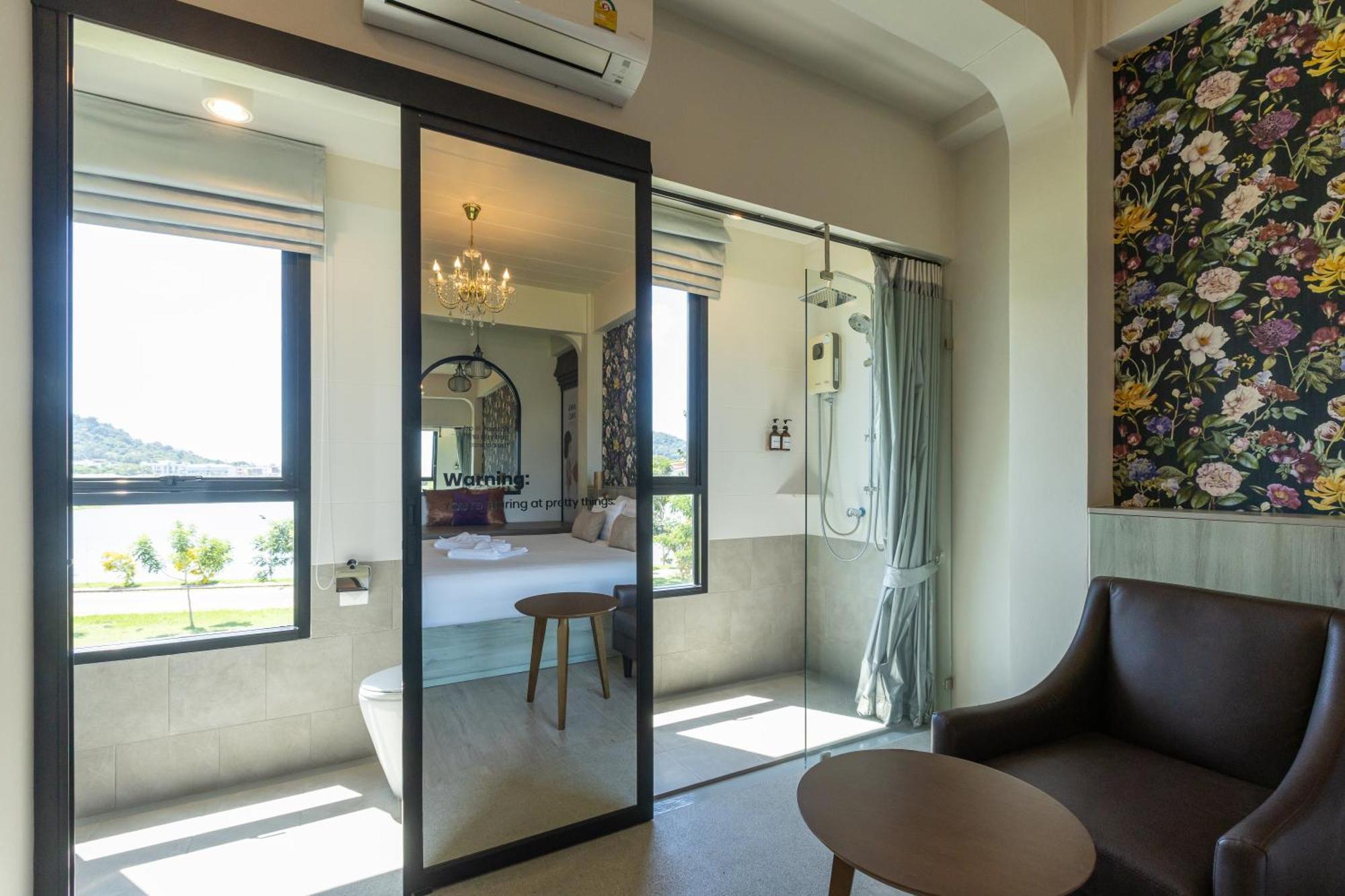Ang Pao Hotel Phuket Buitenkant foto