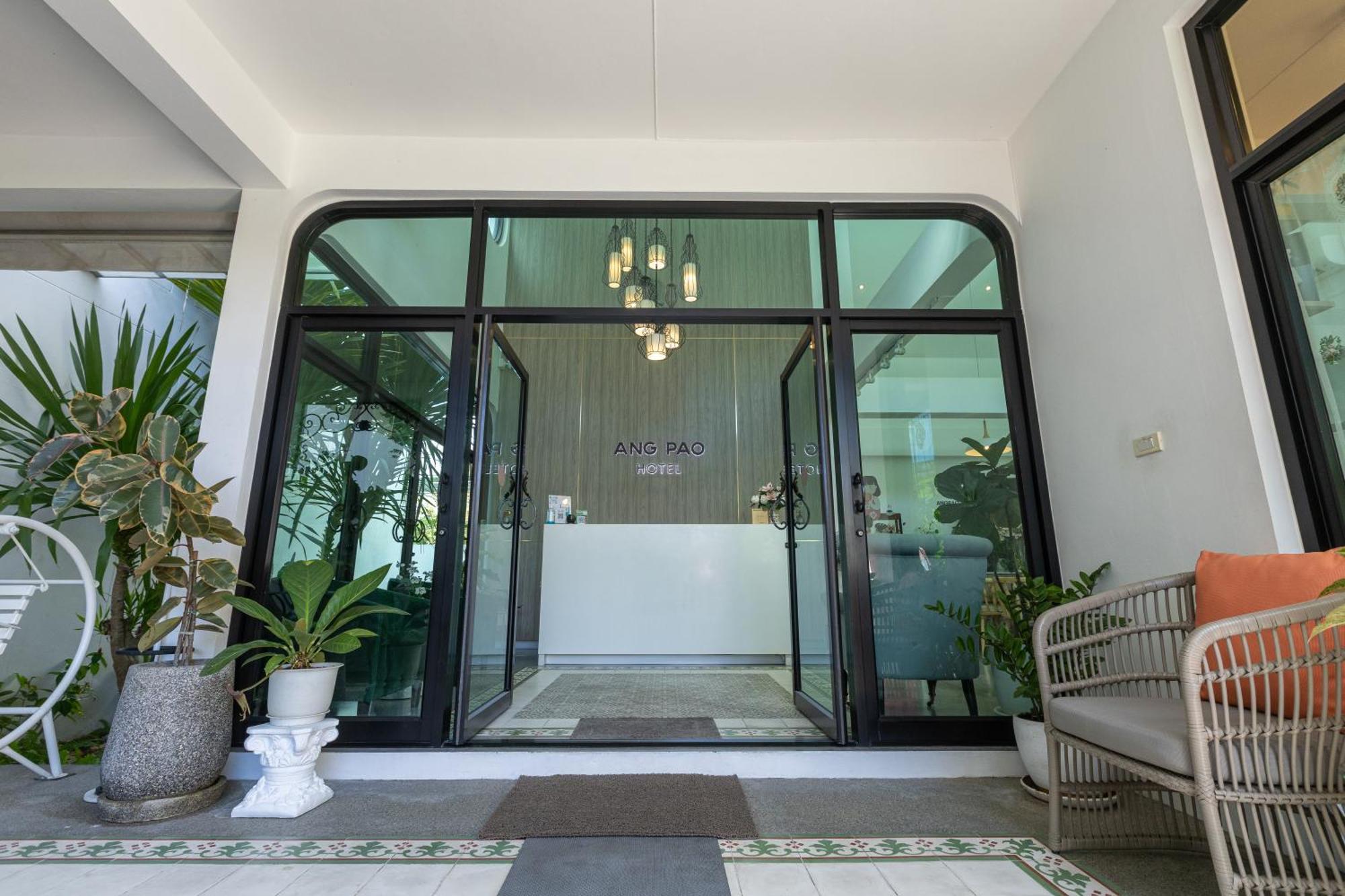 Ang Pao Hotel Phuket Buitenkant foto