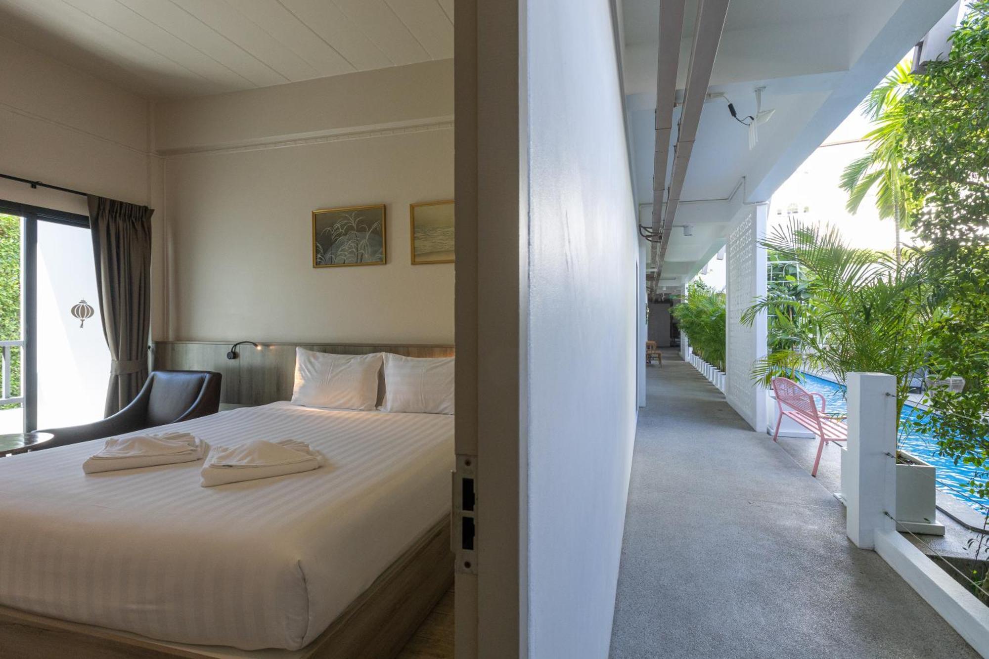 Ang Pao Hotel Phuket Buitenkant foto