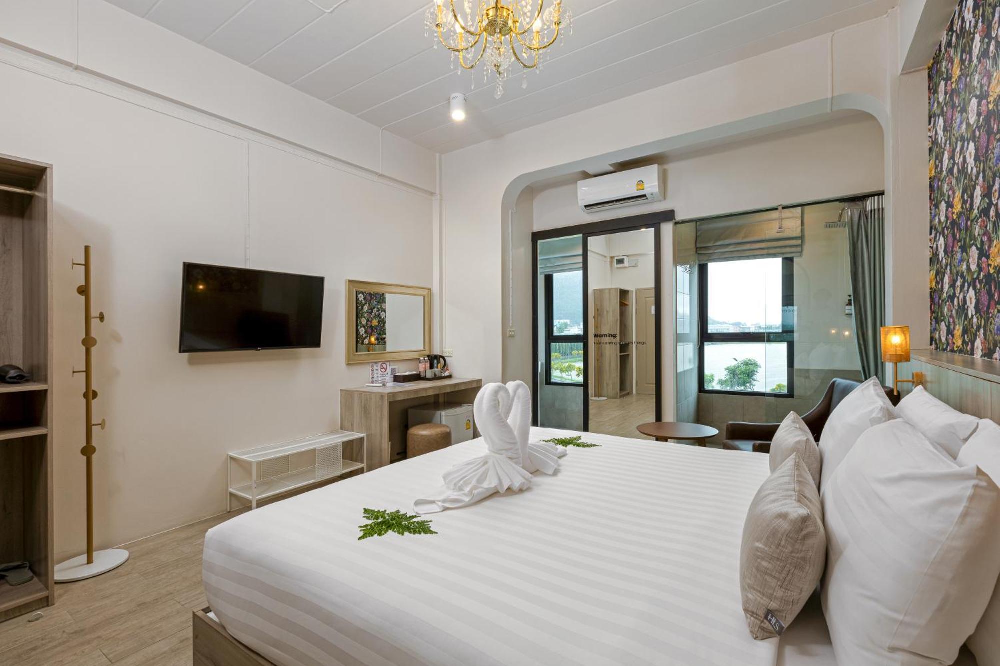 Ang Pao Hotel Phuket Buitenkant foto