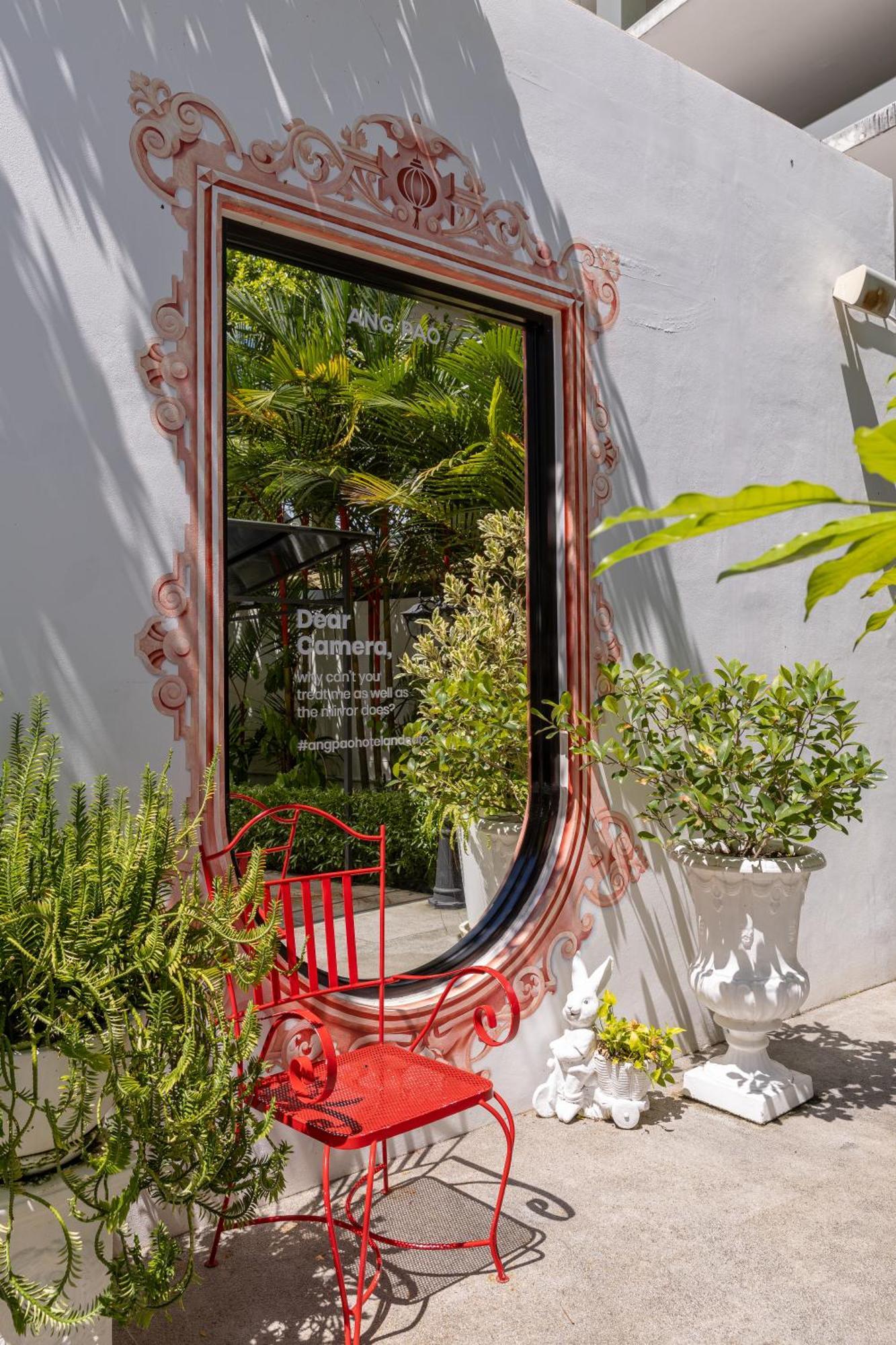 Ang Pao Hotel Phuket Buitenkant foto