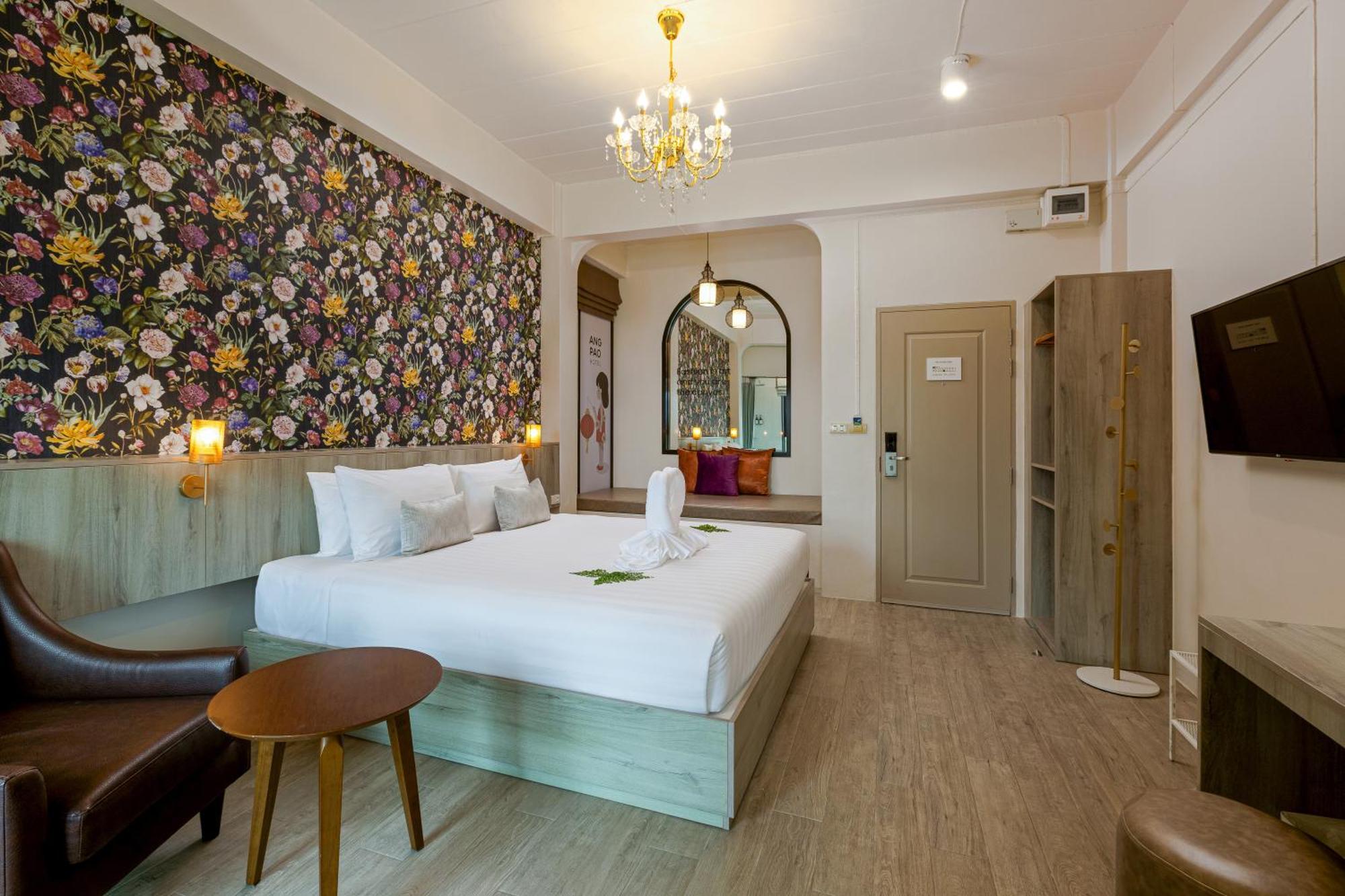 Ang Pao Hotel Phuket Buitenkant foto