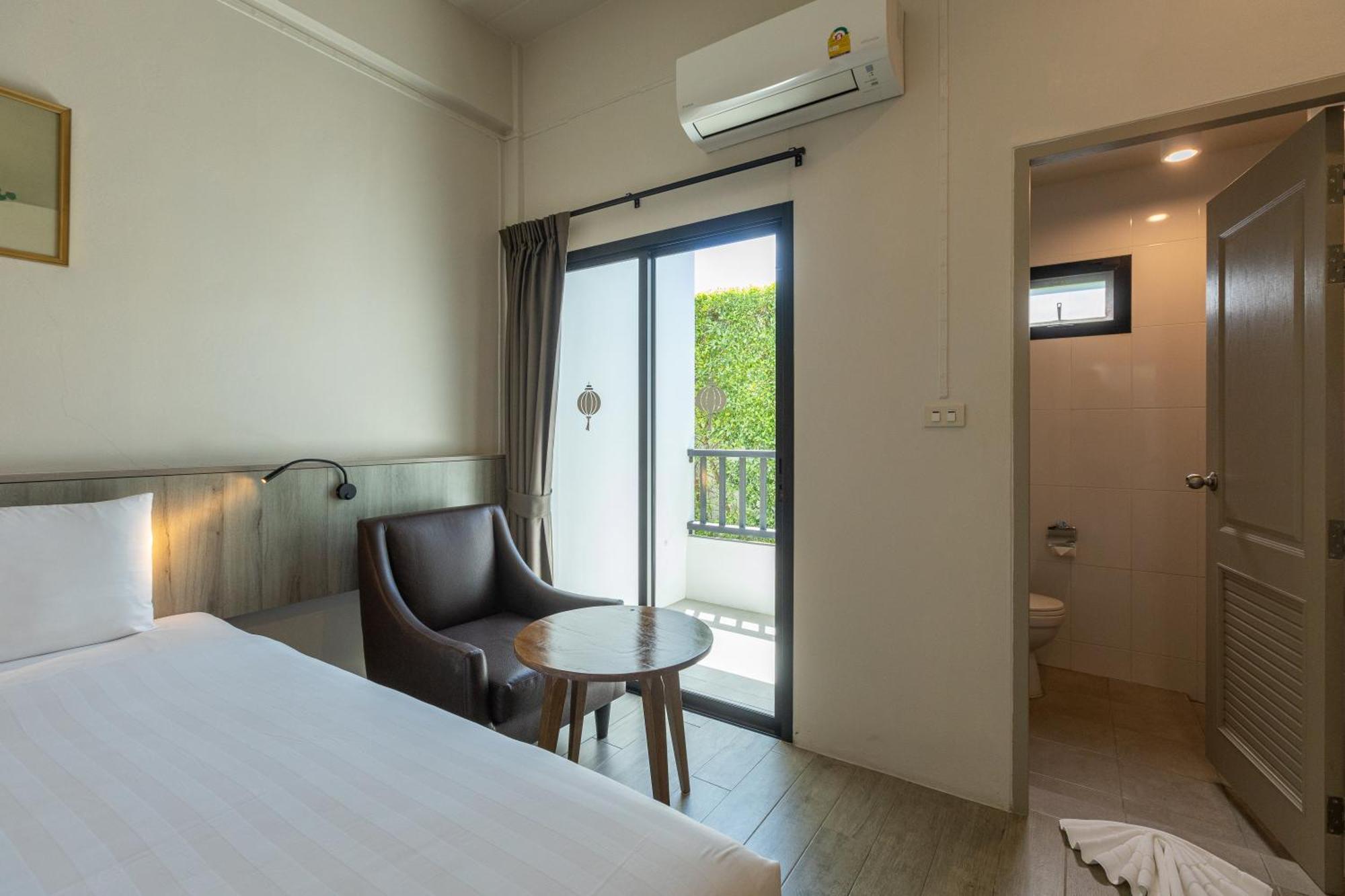 Ang Pao Hotel Phuket Buitenkant foto