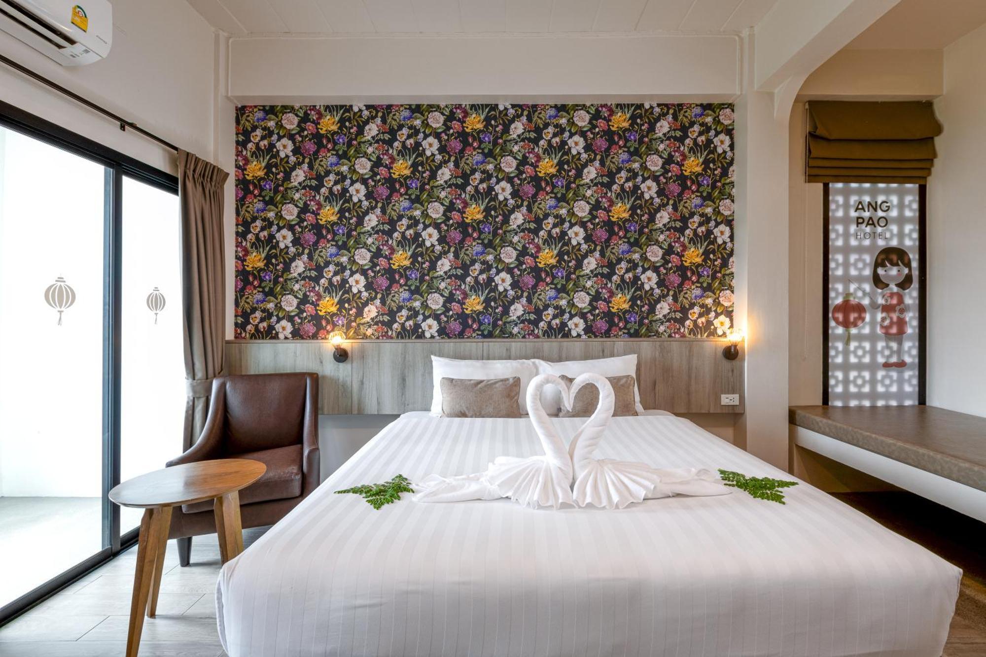Ang Pao Hotel Phuket Buitenkant foto
